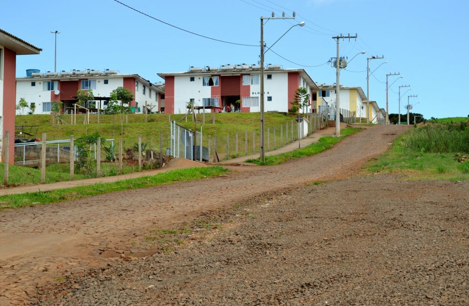Cleiton Foss Chapecó – Milhões de famílias brasileiras não possuem condições habitacionais adequadas. Os problemas são visíveis principalmente em cidades de grande e médio...