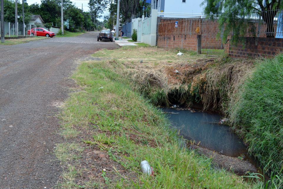 Cleiton Foss Chapecó – A importância do saneamento básico para a saúde e para a qualidade de vida dos cidadãos foi abordada pelo vereador Cleiton Fossá, em uma transmissão ao vivo,...