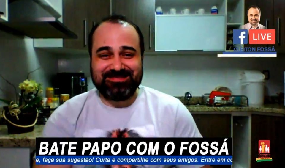 Cleiton Foss Chapecó – O vereador Cleiton Fossá realizou uma transmissão ao vivo por meio das redes sociais, na noite desta quarta-feira, dia 26, para abordar as demandas do mandato, pautas sugeridas pela...