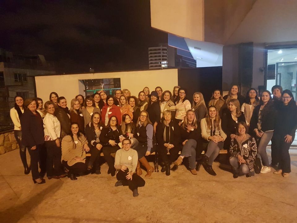 Cleiton Foss Chapecó – O MDB Mulher de Chapecó se reuniu na noite de sexta-feira, dia 3, para reunião de confraternização e alinhamento em vistas às eleições deste ano. O grupo...