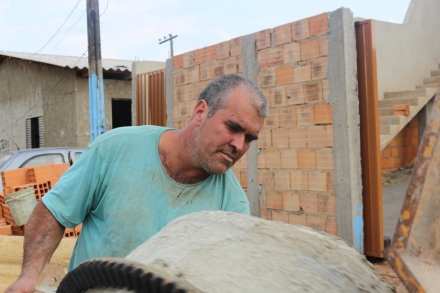 Cleiton Foss Uma vida sofrida, de muito trabalho, superação e dedicação. Assim, pode ser definida a história que você vai conhecer e se inspirar. Luiz Leonel Leal, tem as mãos calejadas do...